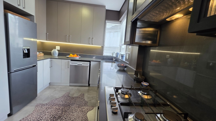 2 Bedroom Property for Sale in Island View Western Cape